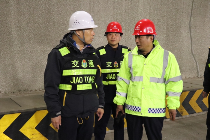 eafd1744fc7a17f0ae1aa0bfa0192d4