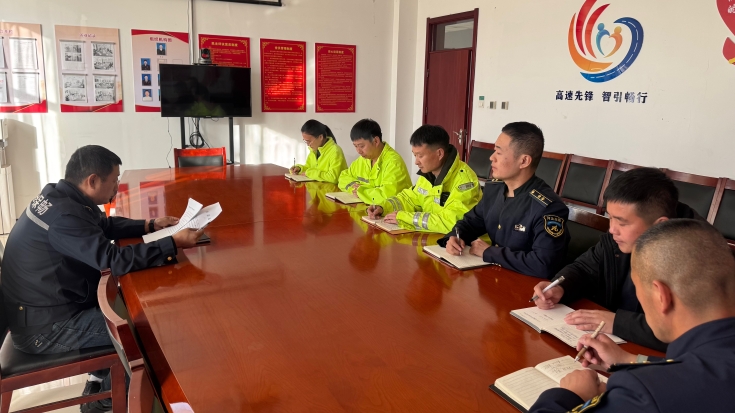 C:\Users\Administrator\Desktop\京哈北线分公司指挥调度中心多举措全力保障清明节期间高速公路安全畅通\3