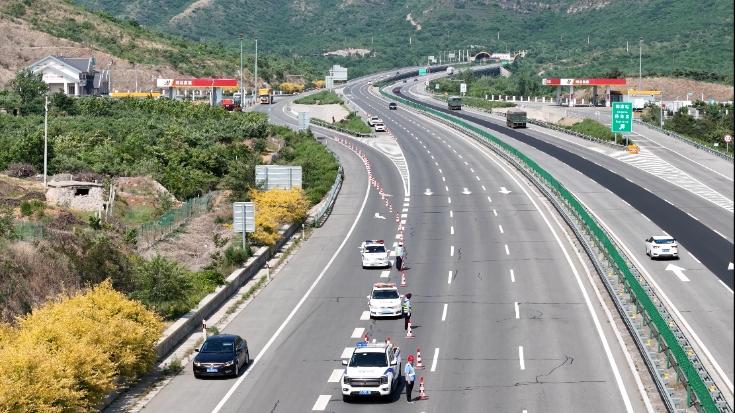 C:\Users\Administrator\Desktop\京哈北线分公司成功举行2025年防汛应急处置演练\a